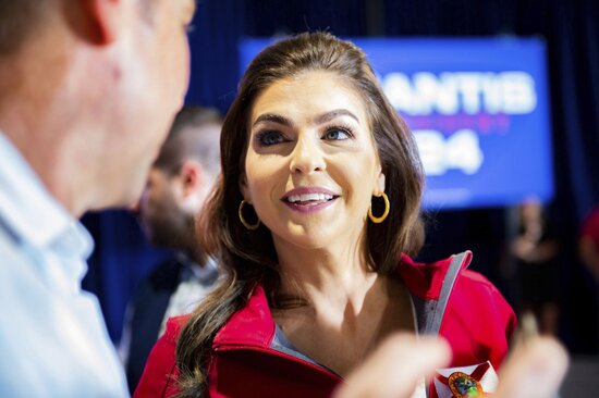 June 10, 2023, Broken Arrow, Oklahoma, USA: Florida First Lady CASEY DESANTIS meets with supporters after the event. (Credit Image: © Gregory Dodds/ZUMA Press Wire) EDITORIAL USAGE ONLY! Not for Commercial USAGE! (Alamy Live News via AP)